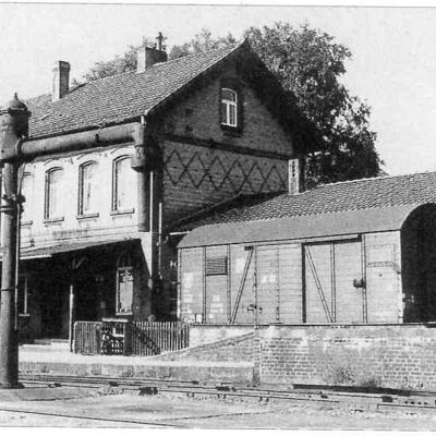 Bild vergr&ouml;&szlig;ern: AlterBahnhofDuingenAlterBahnhofDuingen19671967