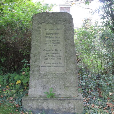 Bild vergr&ouml;&szlig;ern: AlterFriedhof6