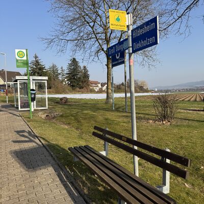 Bild vergr&ouml;&szlig;ern: Bushaltestelle_Mitfahrbank2